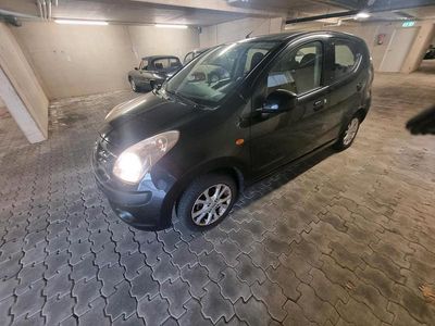 Nissan Pixo