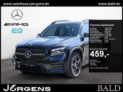 Mercedes GLB220