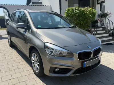 Gebraucht BMW 218 Gran Tourer Advantage 136 PS (100 kW) 2016 Grau Van / Kleinbus
