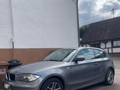 Gebraucht BMW 116 116 PS (85 kW) 2010 Grau Kleinwagen
