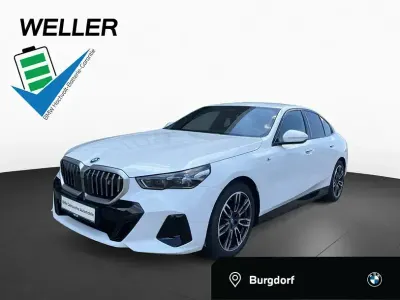 Gebraucht BMW i5 Comfort Edition 289 kW (394 PS) 2025 Alpinweiss iii (weiß) Limousine