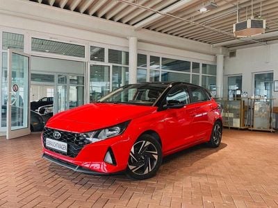 Rot Gebraucht 2020 Hyundai i20 Trend Limousine | 15.950 € (Fairer Preis)