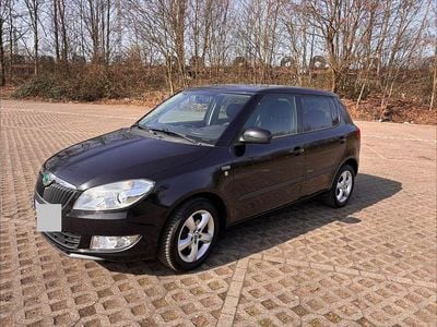 Gebraucht Skoda Fabia Family 86 PS (63 kW) 2012 Schwarz Limousine