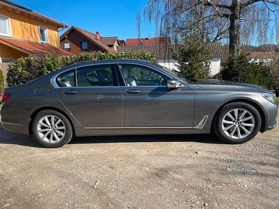 Used BMW 730 Performance 265 HP (194 kW) 2017 Grey Sedan