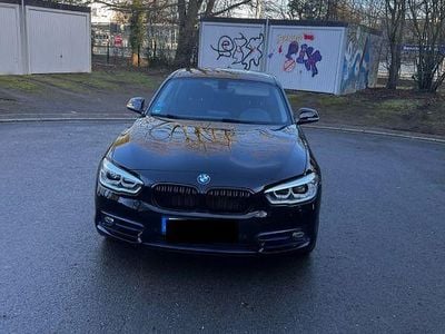 Schwarz Gebraucht 2016 BMW 118 Sport Line Kleinwagen | 12.400 € (Guter Preis)