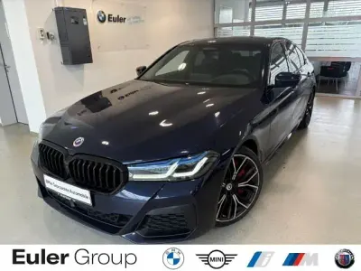 Gebraucht BMW M550 Sport Line 530 PS (389 kW) 2023 Blau Limousine