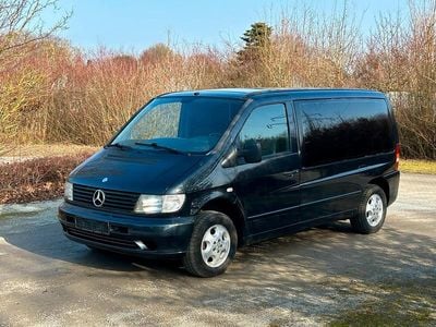 Gebraucht Mercedes Vito 160 PS (117 kW) 2003 Schwarz Van