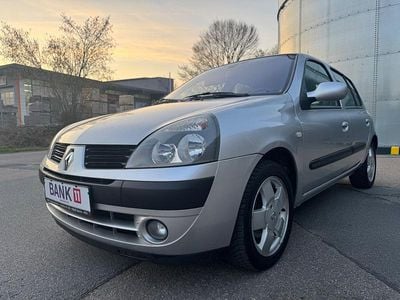 Gebraucht Renault Clio II Privilege 98 PS (72 kW) 2005 Silber Limousine