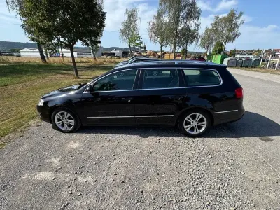 Gebraucht VW Passat Highline 140 PS (102 kW) 2010 Schwarz Kombi