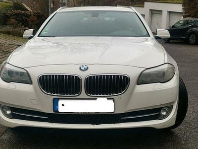 Weiß Gebraucht 2013 BMW 520 Kombi | 6.700 € (Fairer Preis)