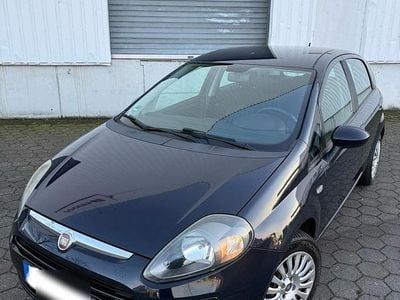 Blau Gebraucht 2011 Fiat Punto Kleinwagen | 3.750 € (Fairer Preis)