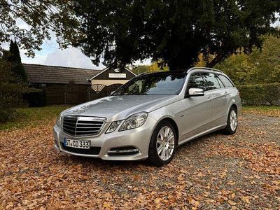 Second-hand Mercedes E250 Avantgarde 204 CP (150 kW) 2011 Argintiu Break