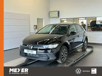 Neu VW Polo Life 95 PS (69 kW) 2026 Deep black perleffekt Kleinwagen