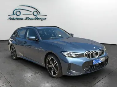 Gebraucht BMW 330 M Sport 245 PS (180 kW) 2025 Blau Kombi