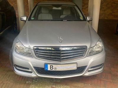 Usata Mercedes C200 184 CV (135 kW) 2012 Argento Berlina