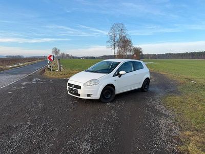 Gebraucht Fiat Punto 78 PS (57 kW) 2007 Weiß Limousine