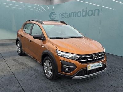 Orange Gebraucht 2021 Dacia Sandero Essentiel Kleinwagen | 13.490 € (Fairer Preis)