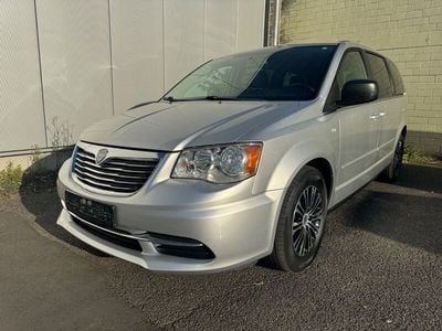 Gebraucht Lancia Voyager Silver 163 PS (119 kW) 2013 Silber Van / Kleinbus