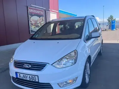 Gebraucht Ford Galaxy 163 PS (119 kW) 2015 Weiß Van / Kleinbus