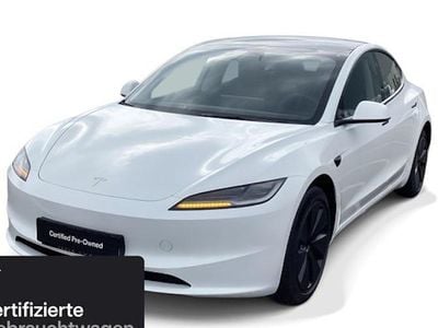 Begagnad Tesla Model 3 RWD 205 kW (279 HK) 2023 Vit Sedan