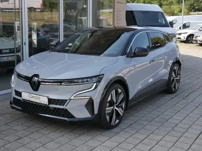 Gebraucht Renault Megane E-Tech Iconic 160 kW (218 PS) 2023 Kqj + gne Limousine