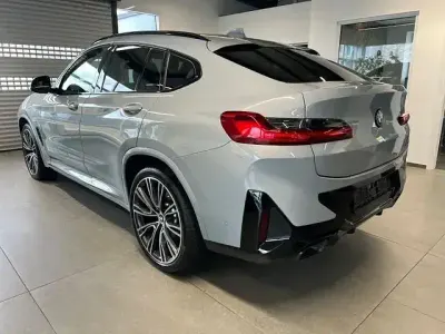 Gebraucht BMW X4 M Sport 286 PS (210 kW) 2024 Grau SUV