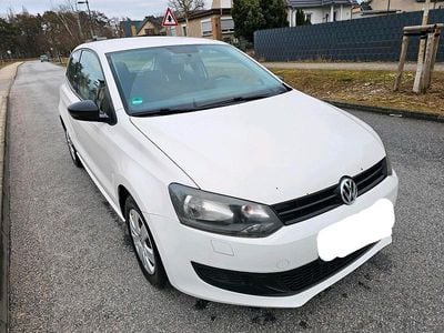 Gebraucht VW Polo 75 PS (55 kW) 2012 Weiß Kleinwagen