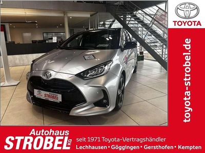 Neu Toyota Yaris Hybrid Plus 131 PS (96 kW) 2025 Shimmering silver metallic / d Kleinwagen