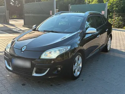 Gebraucht Renault Mégane GrandTour 131 PS (96 kW) 2011 Schwarz Kombi