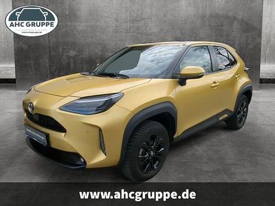 Gebraucht Toyota Yaris Hybrid Connect Style 116 PS (85 kW) 2022 Warm gold metallic