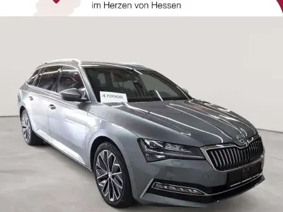 Gebraucht Skoda Superb LAURIN & KLEMENT 200 PS (147 kW) 2023 Graphitgrau metallic Kombi
