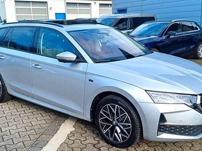 Silber Gebraucht 2025 Skoda Octavia Tour Limousine | 34.980 € (Etwas zu teuer)