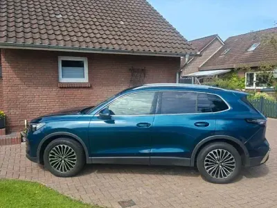 Gebraucht VW Tiguan Elegance 150 PS (110 kW) 2025 Blau SUV