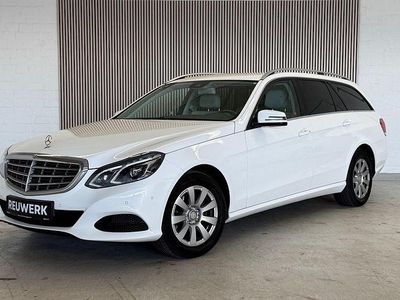 Gebraucht Mercedes E220 170 PS (125 kW) 2013 Weiß Kombi
