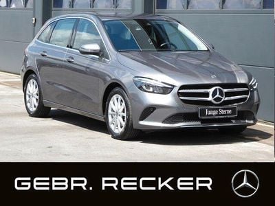 Lack mountaingrau Gebraucht 2022 Mercedes B180 Progressive Van / Kleinbus | 26.950 € (Fairer Preis)