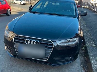 Gebraucht Audi A4 143 PS (105 kW) 2013 Schwarz Kombi