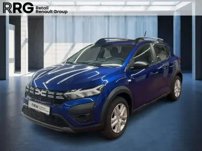 Second-hand Dacia Sandero Essentiel 101 CP (74 kW) 2024 Albastru SUV