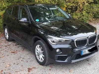 Gebraucht BMW X1 Advantage 140 PS (102 kW) 2018 Schwarz SUV