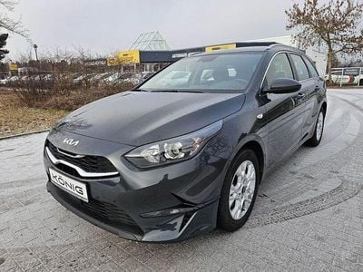 Grau Gebraucht 2022 Kia Ceed Kleinwagen | 22.499 € (Fairer Preis)