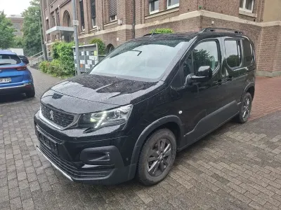Occasion Peugeot Rifter Allure 102 PK (75 kW) 2023 Zwart MPV