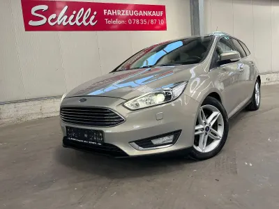 Gebraucht Ford Focus Titanium 150 PS (110 kW) 2015 Grau Kombi