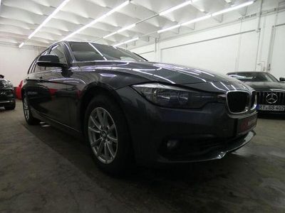 Gebraucht BMW 320 Advantage 184 PS (135 kW) 2017 Grau Kombi
