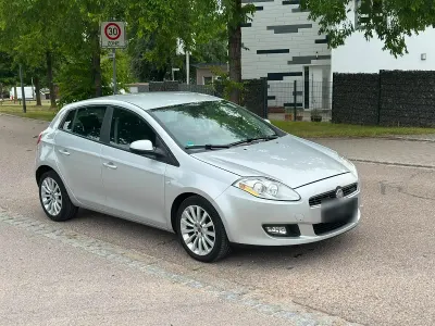 Gebraucht Fiat Bravo 120 PS (88 kW) 2008 Grau Kleinwagen