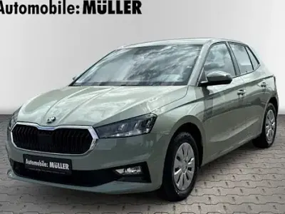 Nowe Skoda Fabia Essence 95 KM (69 kW) 2026 Zielony Hatchback