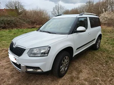 Gebraucht Skoda Yeti Ambition 110 PS (80 kW) 2015 Weiß SUV
