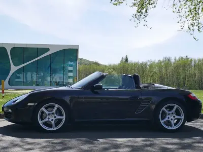Käytetty Porsche Boxster 239 HP (175 kW) 2006 Musta Avoauto