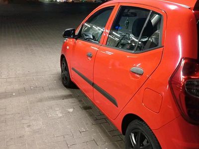 Usata Hyundai i10 69 CV (50 kW) 2013 Rosso Utilitaria