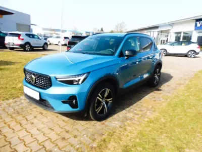 Gebraucht Volvo XC40 120 PS (88 kW) 2025 SUV
