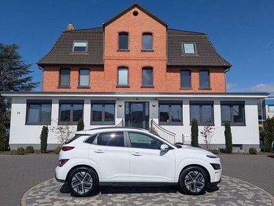 Gebraucht Hyundai Kona Edition 30+ 100 kW (136 PS) 2021 Weiß SUV
