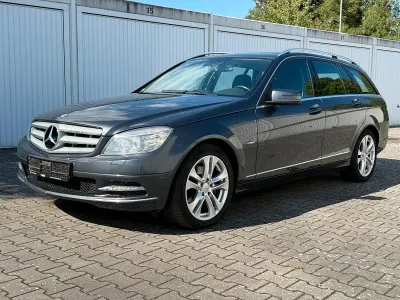 Gebraucht Mercedes C220 170 PS (125 kW) 2010 Grau Kombi